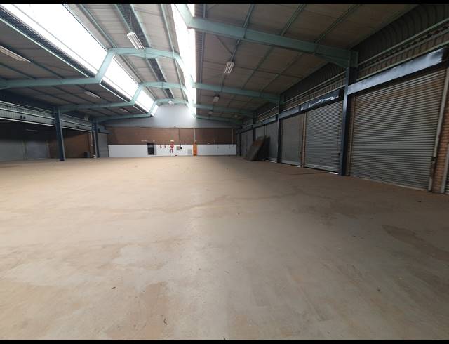 2,058M² WAREHOUSE TO LET IN CITY DEEP